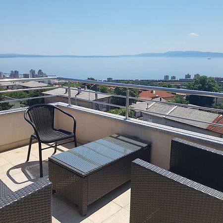 Peachy House Apartment Rijeka Ngoại thất bức ảnh