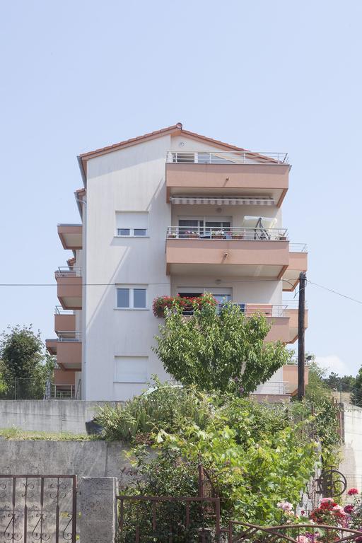 Peachy House Apartment Rijeka Phòng bức ảnh