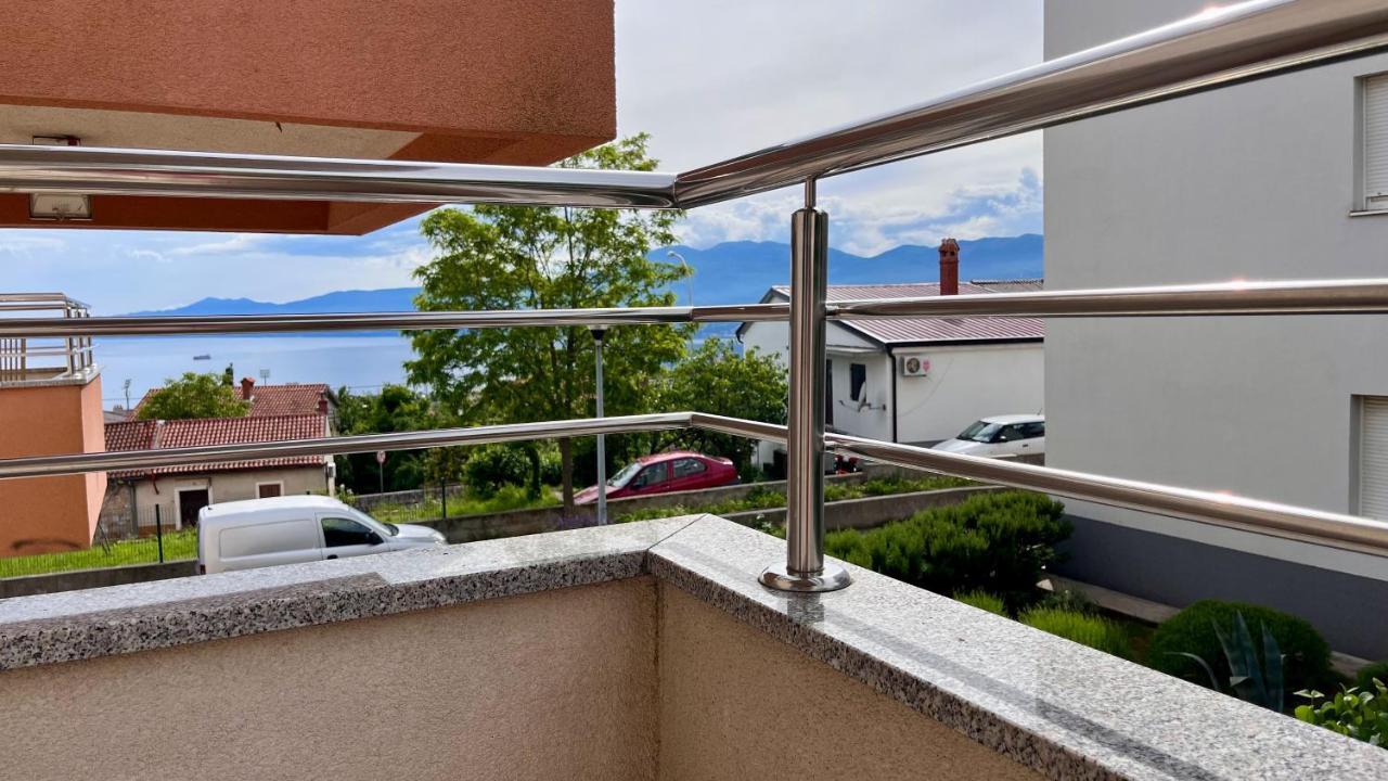 Peachy House Apartment Rijeka Ngoại thất bức ảnh