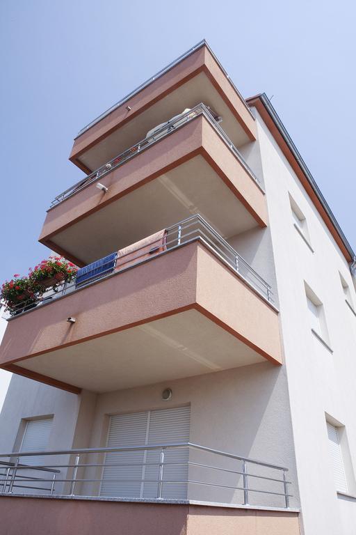 Peachy House Apartment Rijeka Phòng bức ảnh