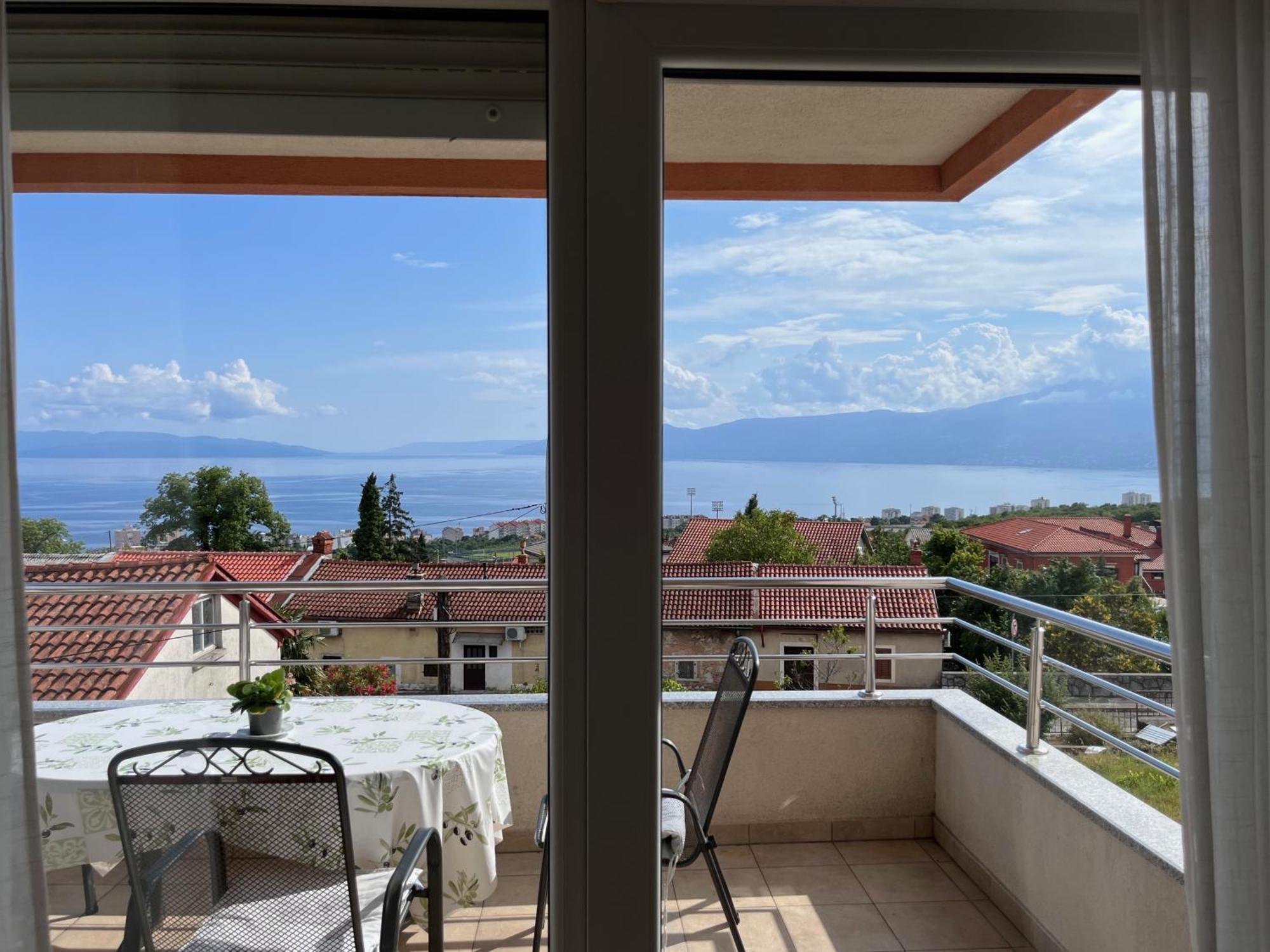 Peachy House Apartment Rijeka Ngoại thất bức ảnh